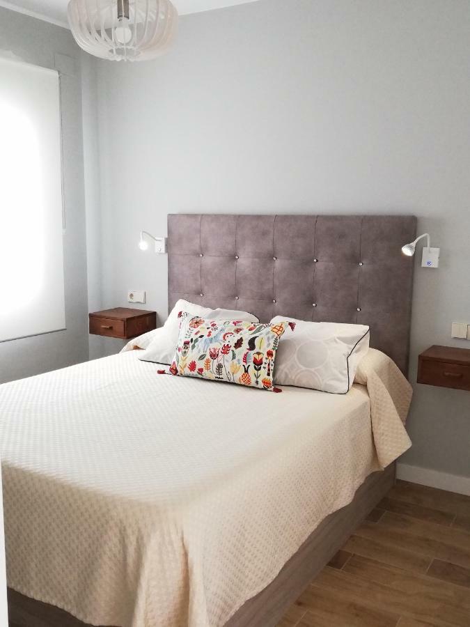 Benalbeach Jr Suite Малага Экстерьер фото